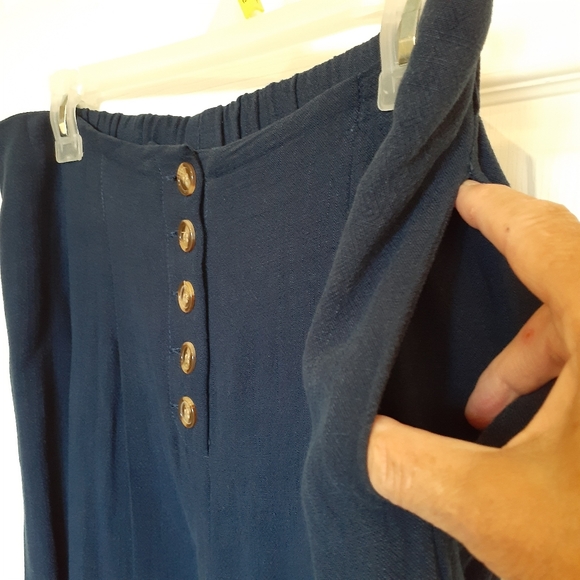 Ladies 3/4 wide leg pants by Tribal...Navy..Size 10 - Picture 4 of 7